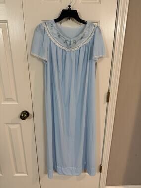 Vintage Light Blue 1950s Nightgown No Tag Embroidered Lace S